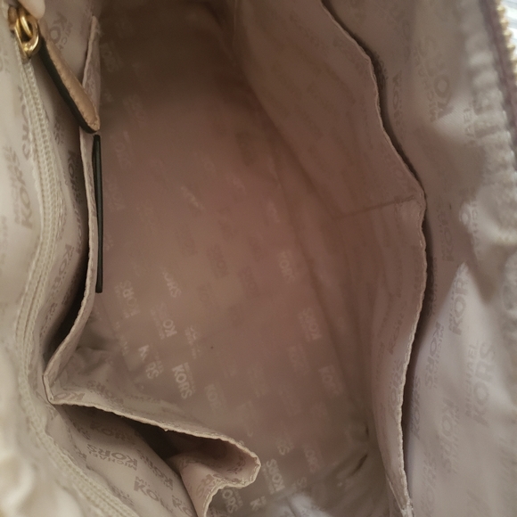 Handbag - Picture 3 of 3